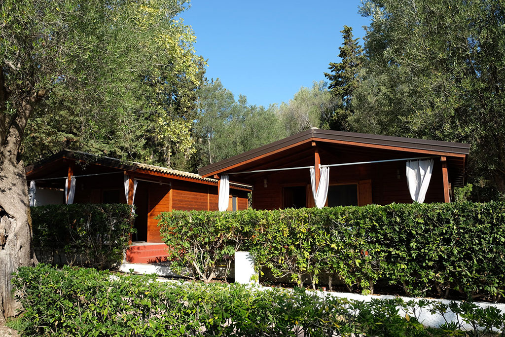 bungalow-legno-villaggio-delle-sirene-02